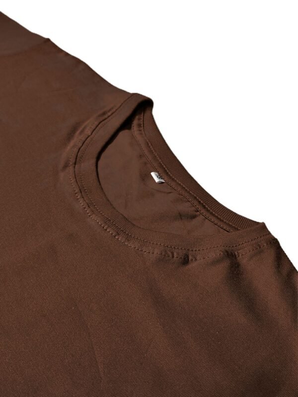 Remera Chocolate Detalle 2 Remera Lisa Cardado Mercializado Adulto