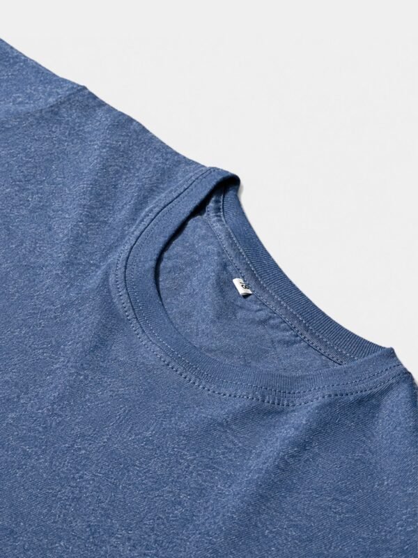 Remera Gaspeada Detalle 2 Remera Gaspeada Premium